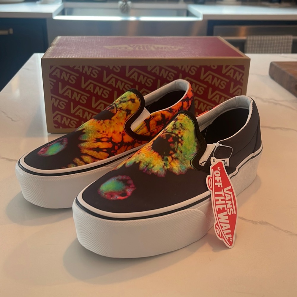 Vans Womens size 9